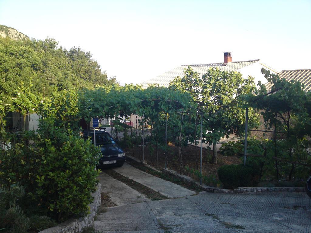 Apartment Varelija Bribir  Værelse billede
