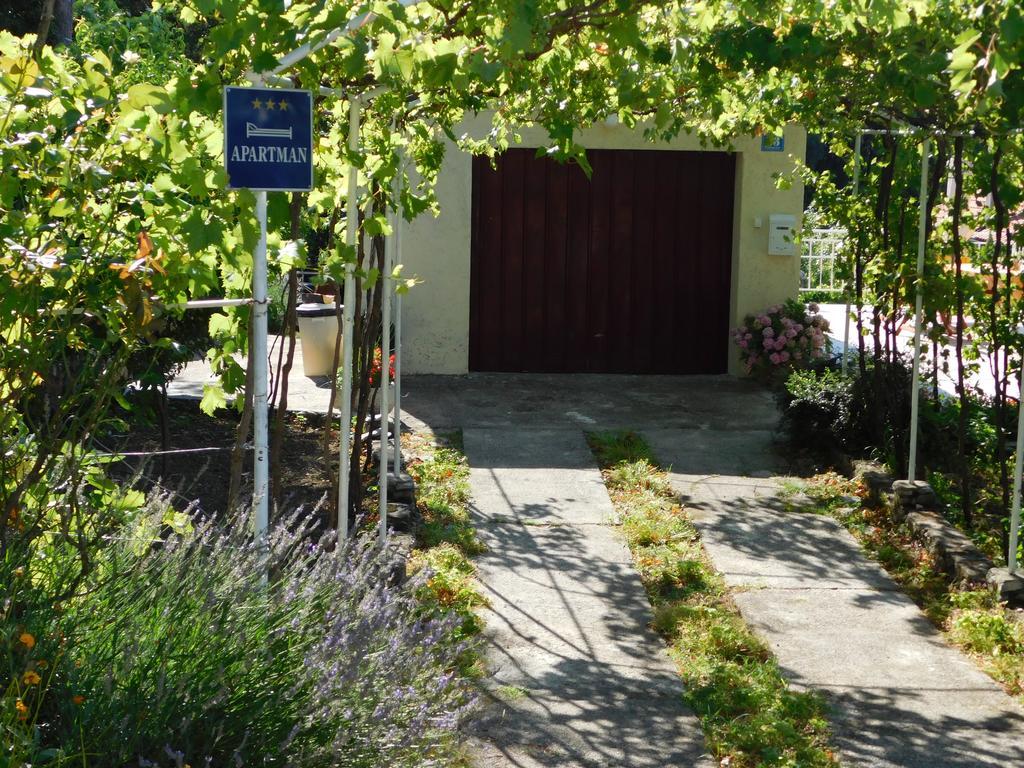Apartment Varelija Bribir  Eksteriør billede